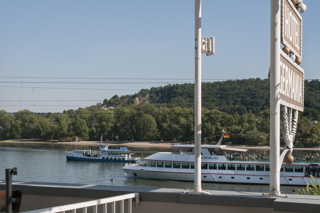 Hajo'S Germania Lodge & Irish Pub Rüdesheim am Rhein Chambre photo